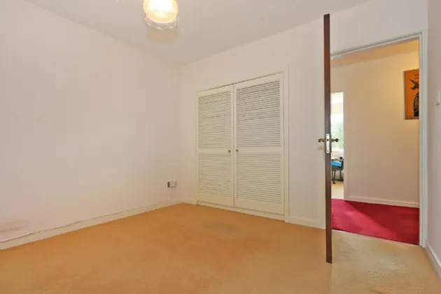 Photo of 7 Tullyvarraga Hill, Shannon, Co. Clare, V14CP28