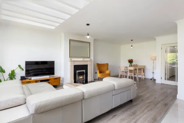 Photo of 11 Denewood, Beechpark Avenue, Castleknock, Dublin 15, D15 EY91