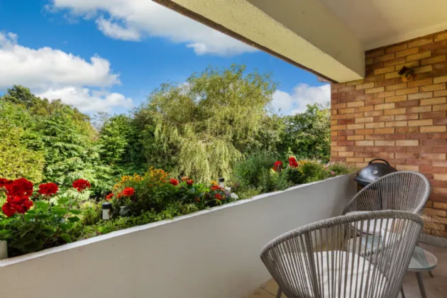 Photo of 11 Denewood, Beechpark Avenue, Castleknock, Dublin 15, D15 EY91