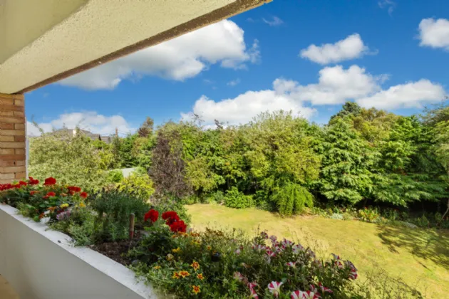 Photo of 11 Denewood, Beechpark Avenue, Castleknock, Dublin 15, D15 EY91