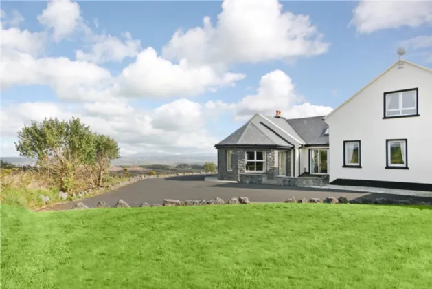 Photo of Tigh Padraig, Carnaun, Doolin, Co Clare, V95 W319