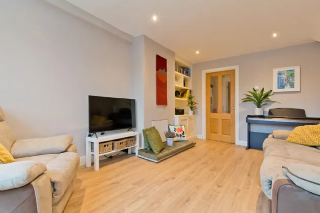 Photo of 51 Devenish Road, Kimmage, Dublin 12, D12 N9W7