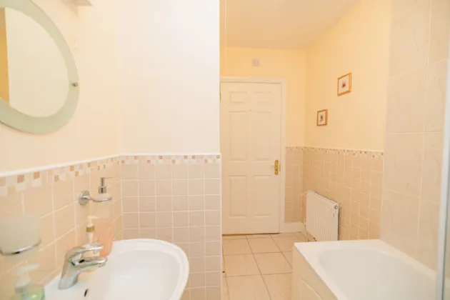 Photo of 5 The Crescent, The Weir View, Castlecomer Road, Kilkenny, R95 AW94