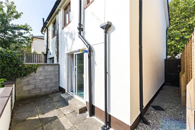 Photo of 41 Sweetmount Avenue, Dundrum, Dublin 14, D14 N7X6