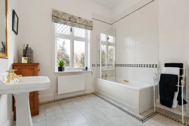 Photo of 59 Ailesbury Road, Ballsbridge, Dublin 4, D04 A2W1