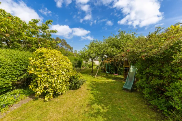 Photo of 27 Oulton Road, Clontarf, Dublin 3, D03 HF78