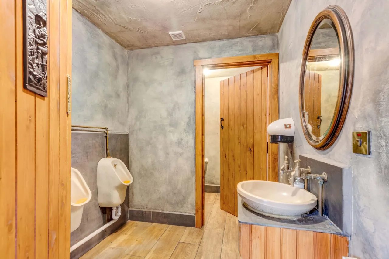 Photo of Gartlan's, The Thatch, Lower Main Street, Kingscourt, Co. Cavan, A82 A0D9