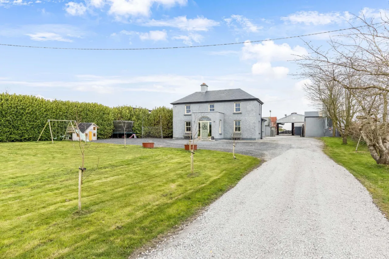 Photo of Eyrecourt Demesne (The Entire), On Approx. 56.27 Hec (138.99 Acres), Eyrecourt, County Galway, H53HC85