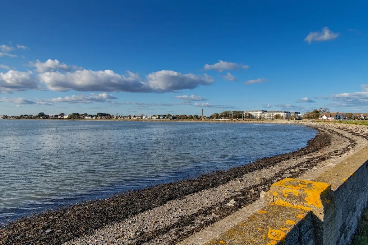 Photo of Serenity (4a) & Aurora (4b), Strand Road, Sutton, Dublin 13