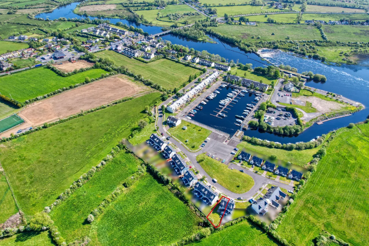 Photo of 17 Harbour View, Tarmon Harbour, Termonbarry, Co. Roscommon, N39 TF88