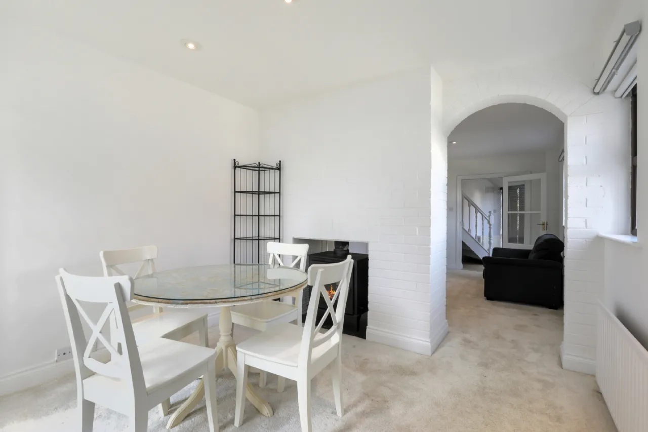 Photo of Holyrood Lodge, Ballsbridge, Dublin 4, D04 P7V0