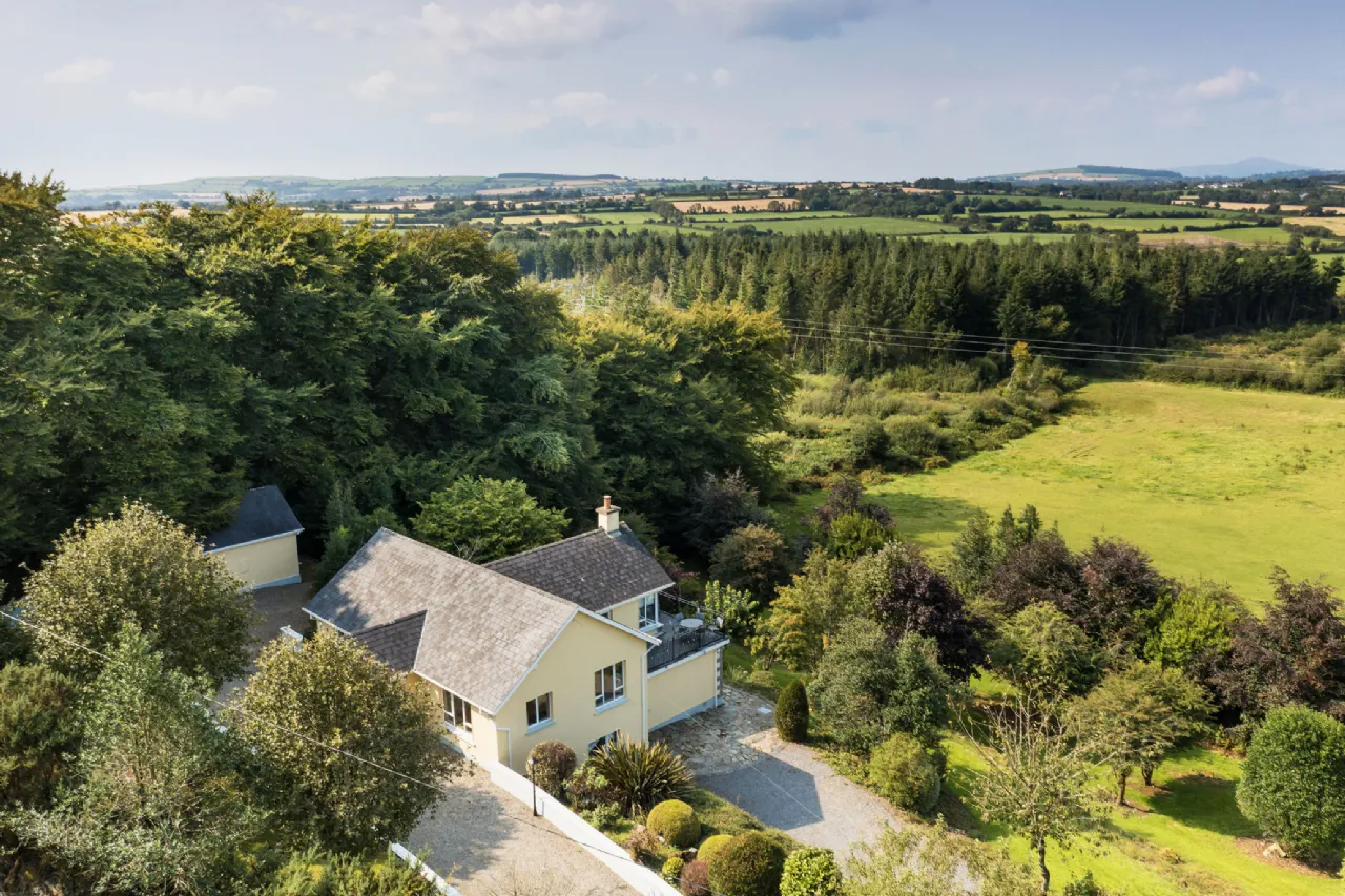 Photo of Hillside, Tinnacarrick, Newbawn, Co. Wexford, Y35P894