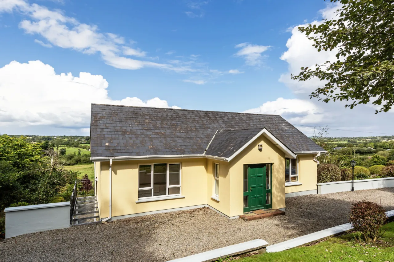 Photo of Hillside, Tinnacarrick, Newbawn, Co. Wexford, Y35P894