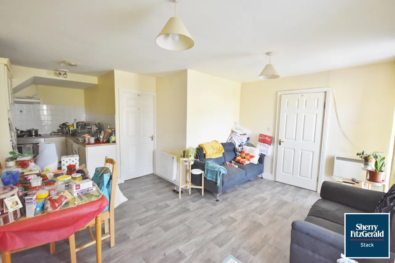 Photo of 8 South Quay, Newcastle West, Co. Limerick, V42 Y990