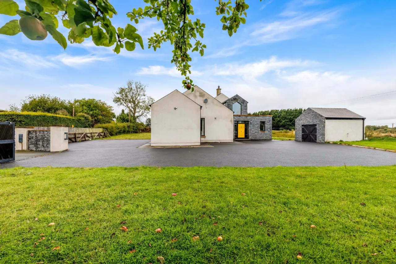 Photo of Dowsain Ghar, Knockmark, Drumree, Meath, A85 HY54