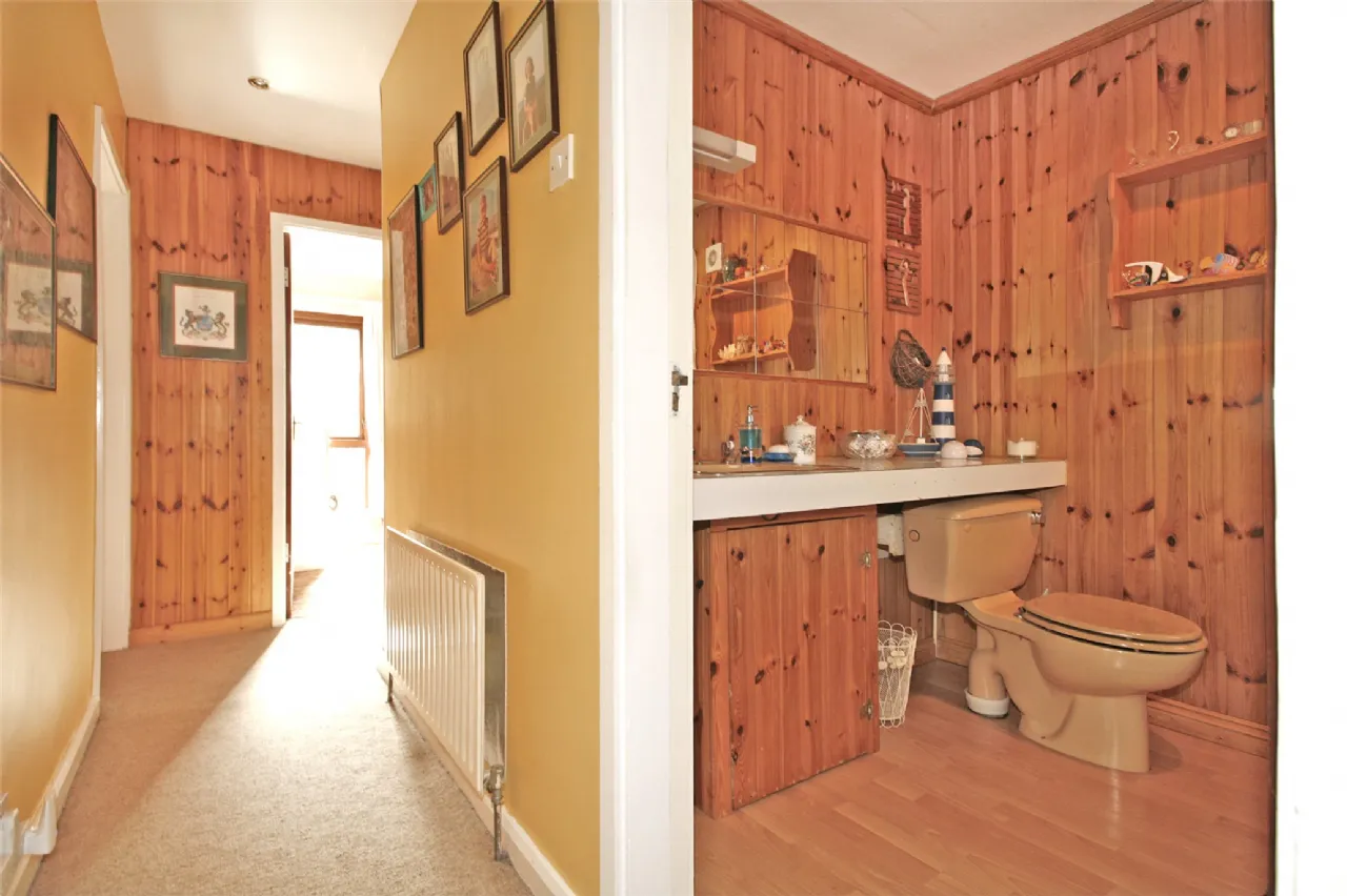 Photo of 19 Tullyvarraga Hill, Shannon, Co Clare, V14 D291