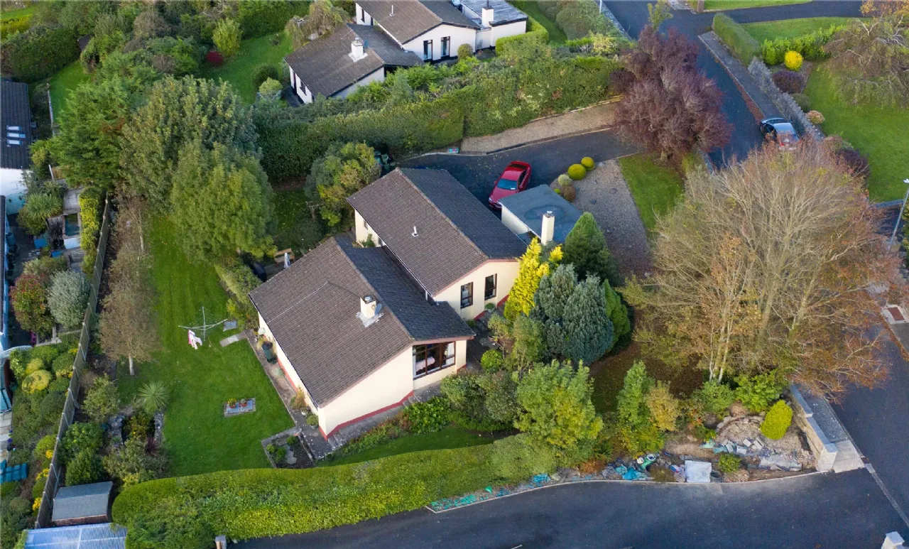 Photo of 19 Tullyvarraga Hill, Shannon, Co Clare, V14 D291