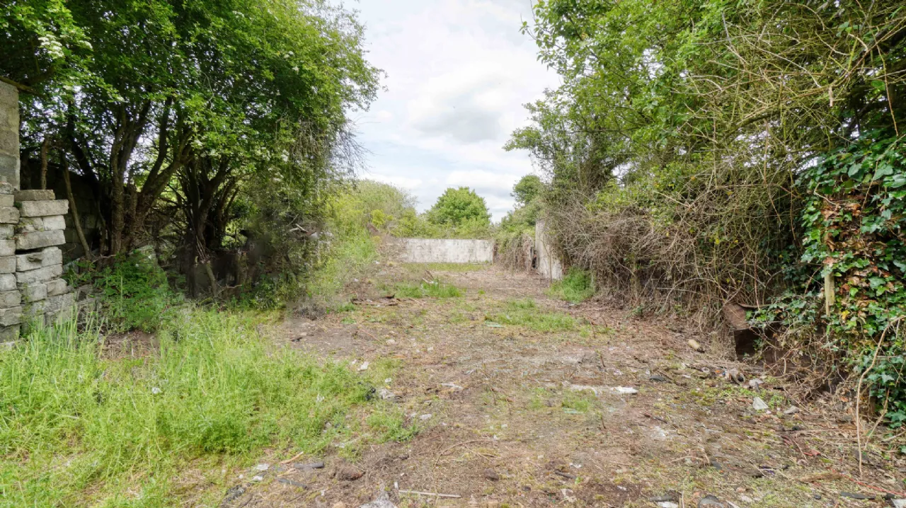 Photo of 37 Saint John's Square, Portlaoise, Laois, R32T1HW