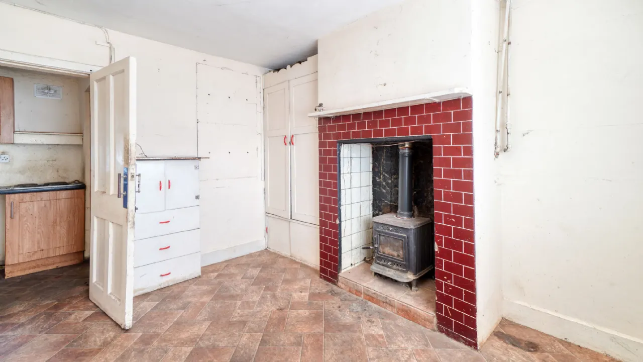 Photo of 37 Saint John's Square, Portlaoise, Laois, R32T1HW