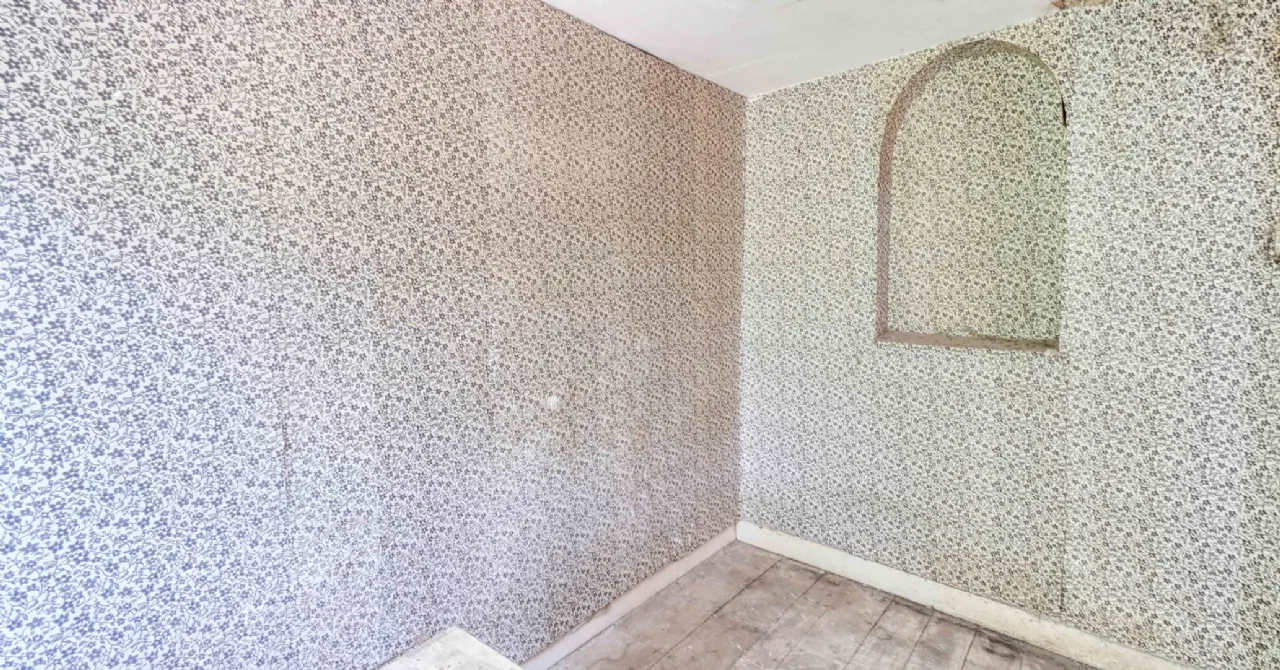 Photo of 37 Saint John's Square, Portlaoise, Laois, R32T1HW