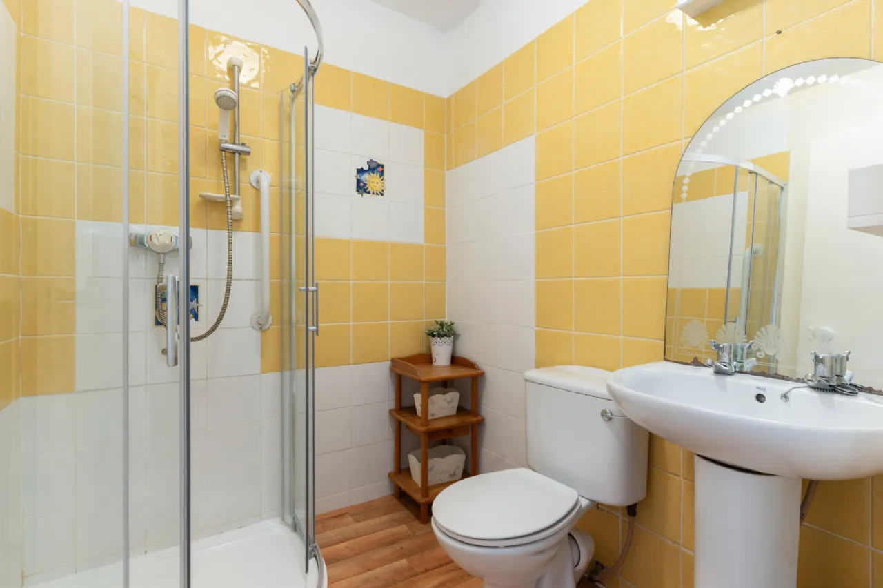 Photo of Garden Apartment, 45 Percy Place, Dublin 4, D04 R120