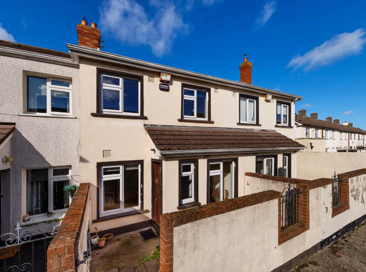 Photo of 16 The Gables, Tonlegee Road, Raheny, Dublin 5, D05C8X3