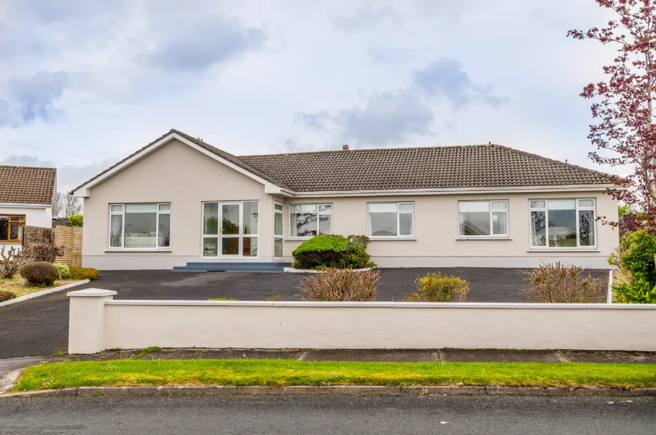 Photo of 15 Hawthorn Drive, Roscommon, Co. Roscommon, F42 HY06