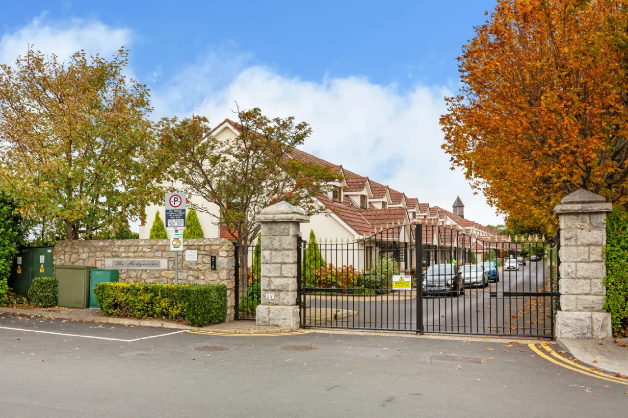 Photo of 7 The Hedgerows, Foxrock, Dublin 18, D18 X8H2