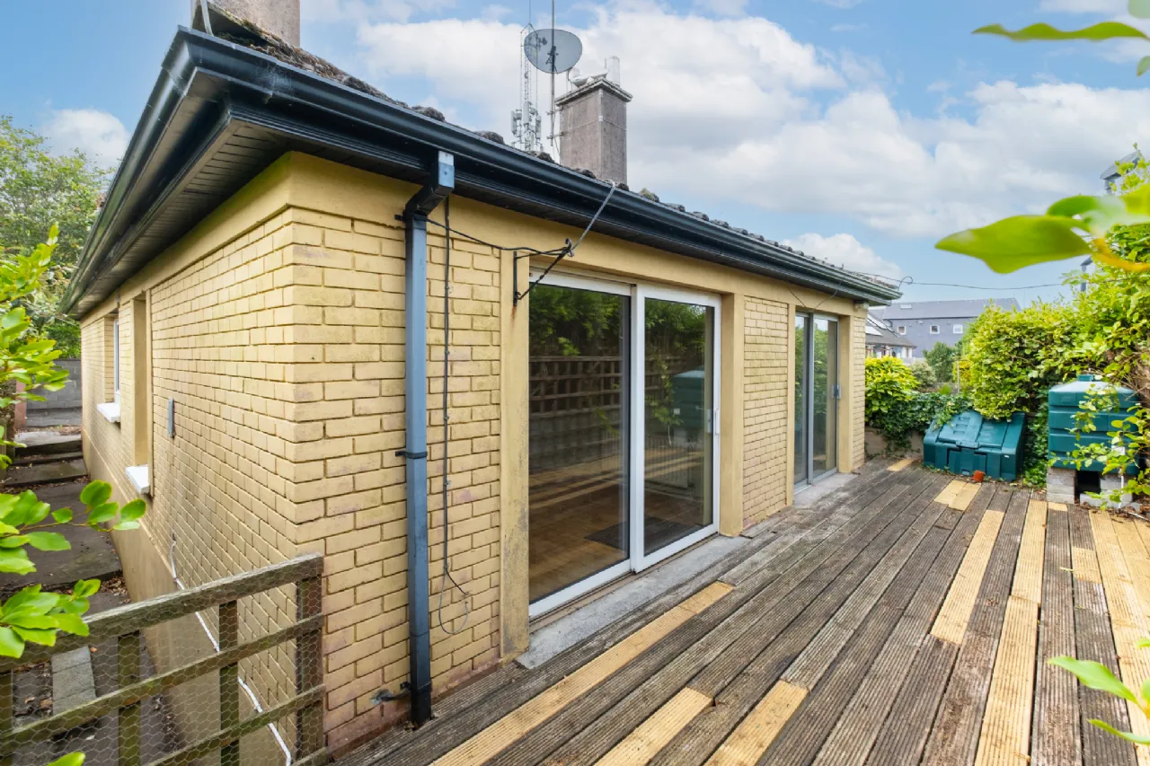 Photo of Coastguard Station, O'Briens Place, Youghal, Co Cork, P36HN20