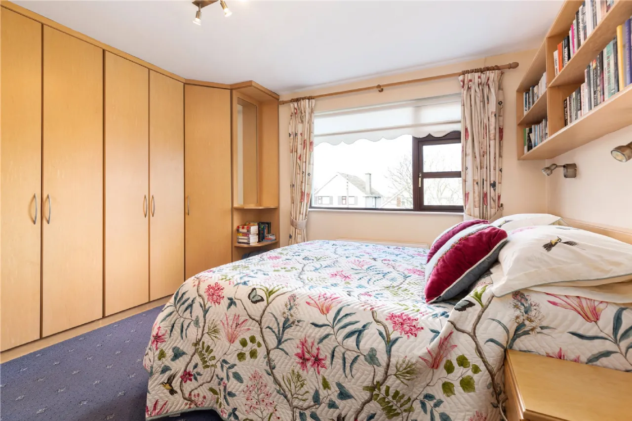 Photo of 10 Knocknashee, Goatstown, Dublin 14, D14 F891