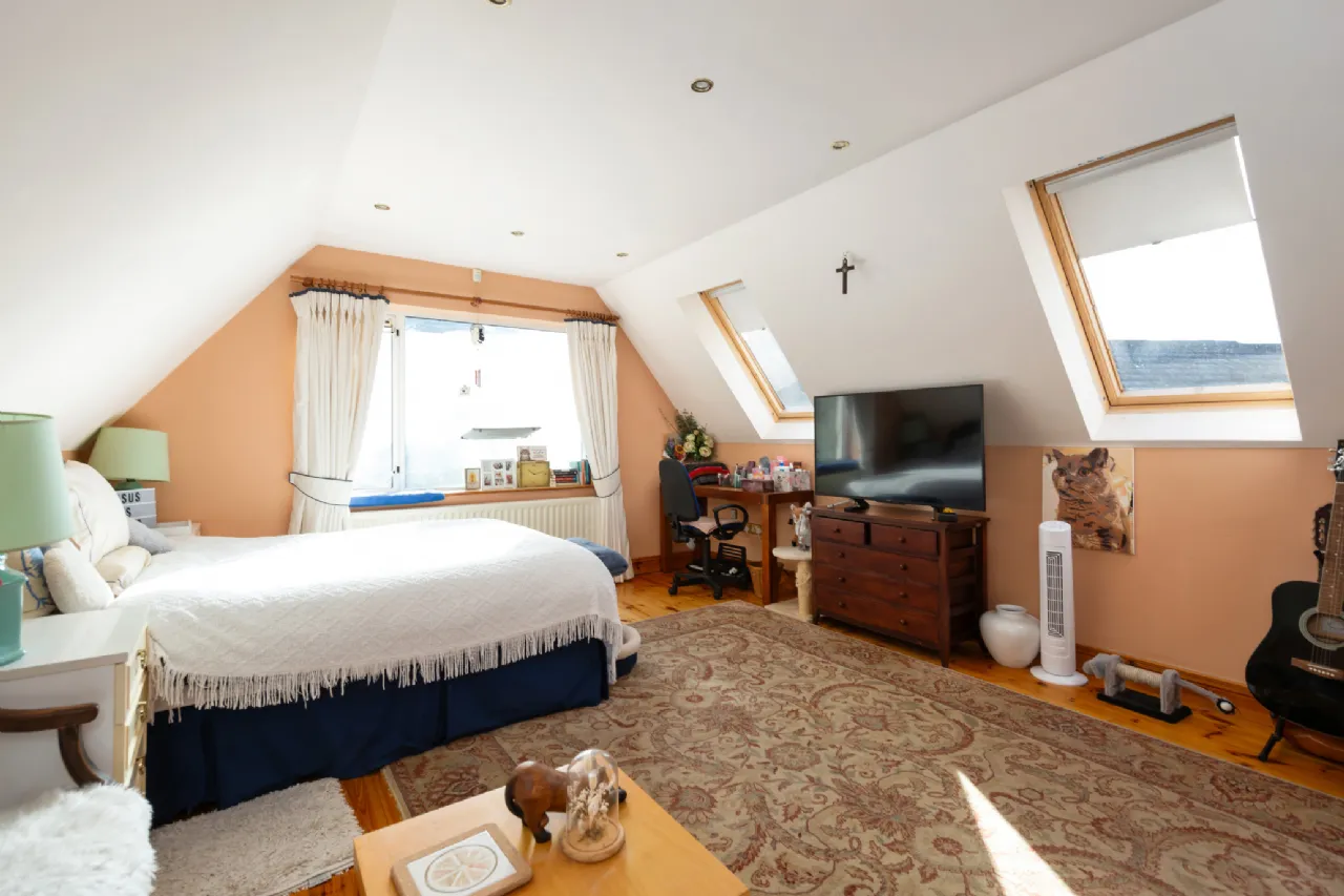 Photo of Frazerbank, Strathmore Road, Killiney, Co Dublin, A96WV67