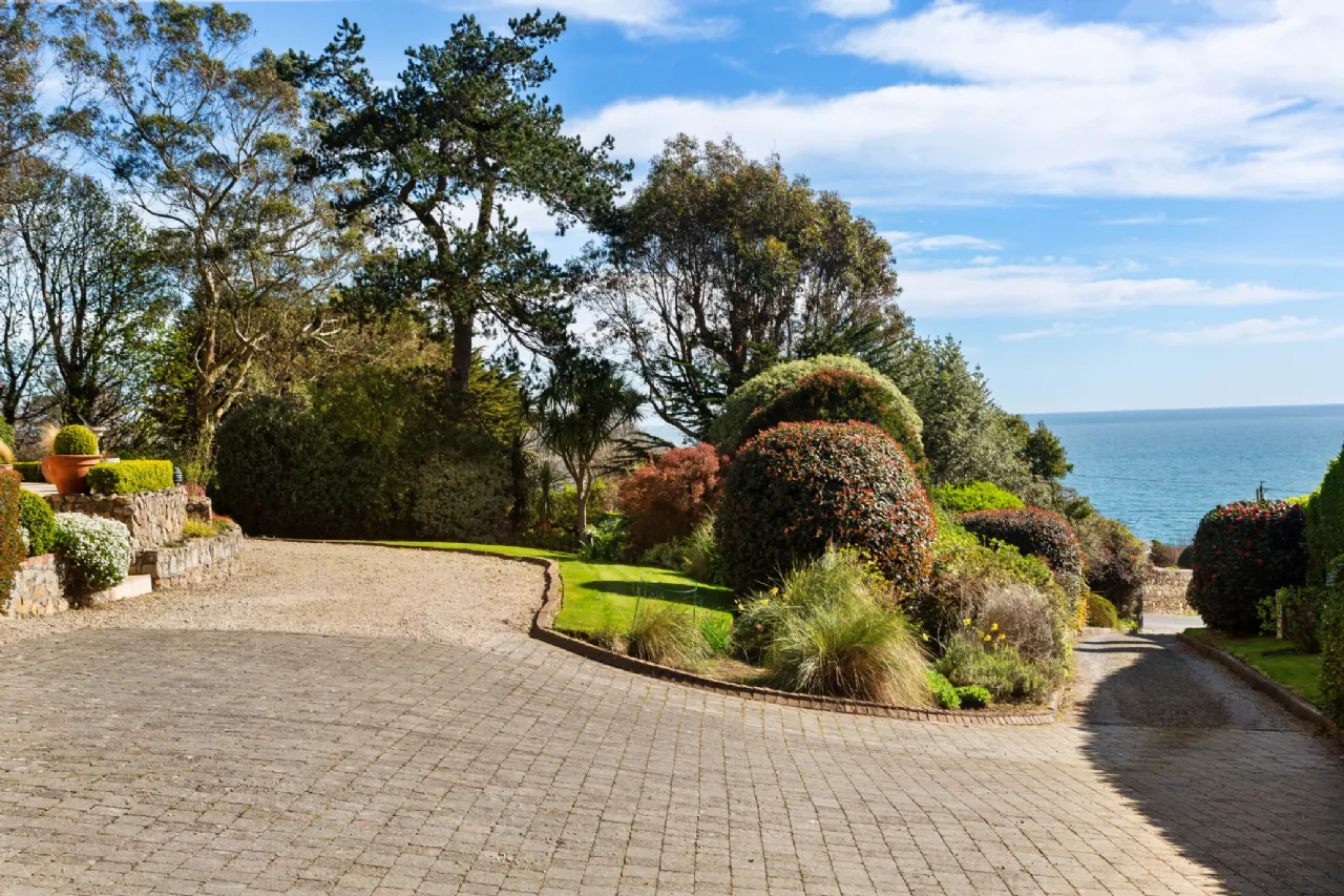 Photo of Frazerbank, Strathmore Road, Killiney, Co Dublin, A96WV67