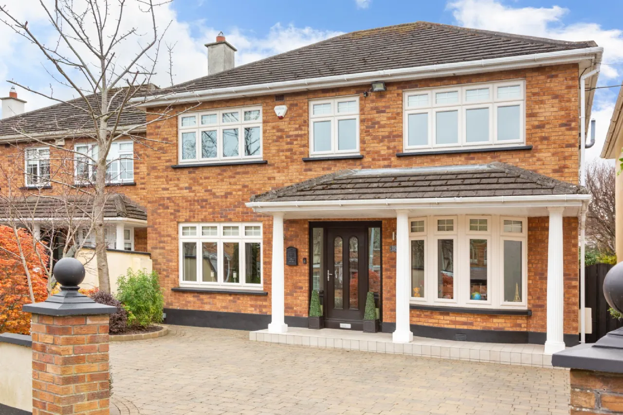 Photo of 18 The Court, Cypress Downs, Templeogue, D6W T181