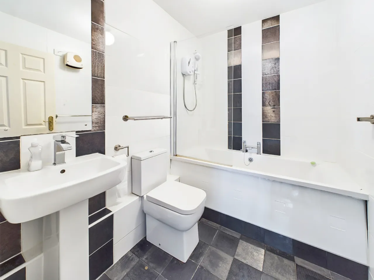 Photo of 14C Moore Bay, Kilkee, Co. Clare, V15 EF98