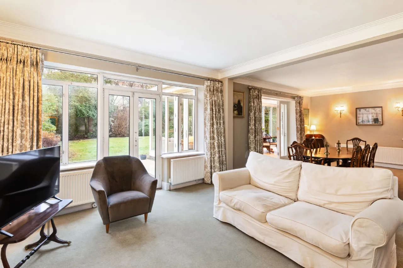 Photo of Hadleigh, 137 Stillorgan Road, Donnybrook, Dublin 4, D04 N6C9