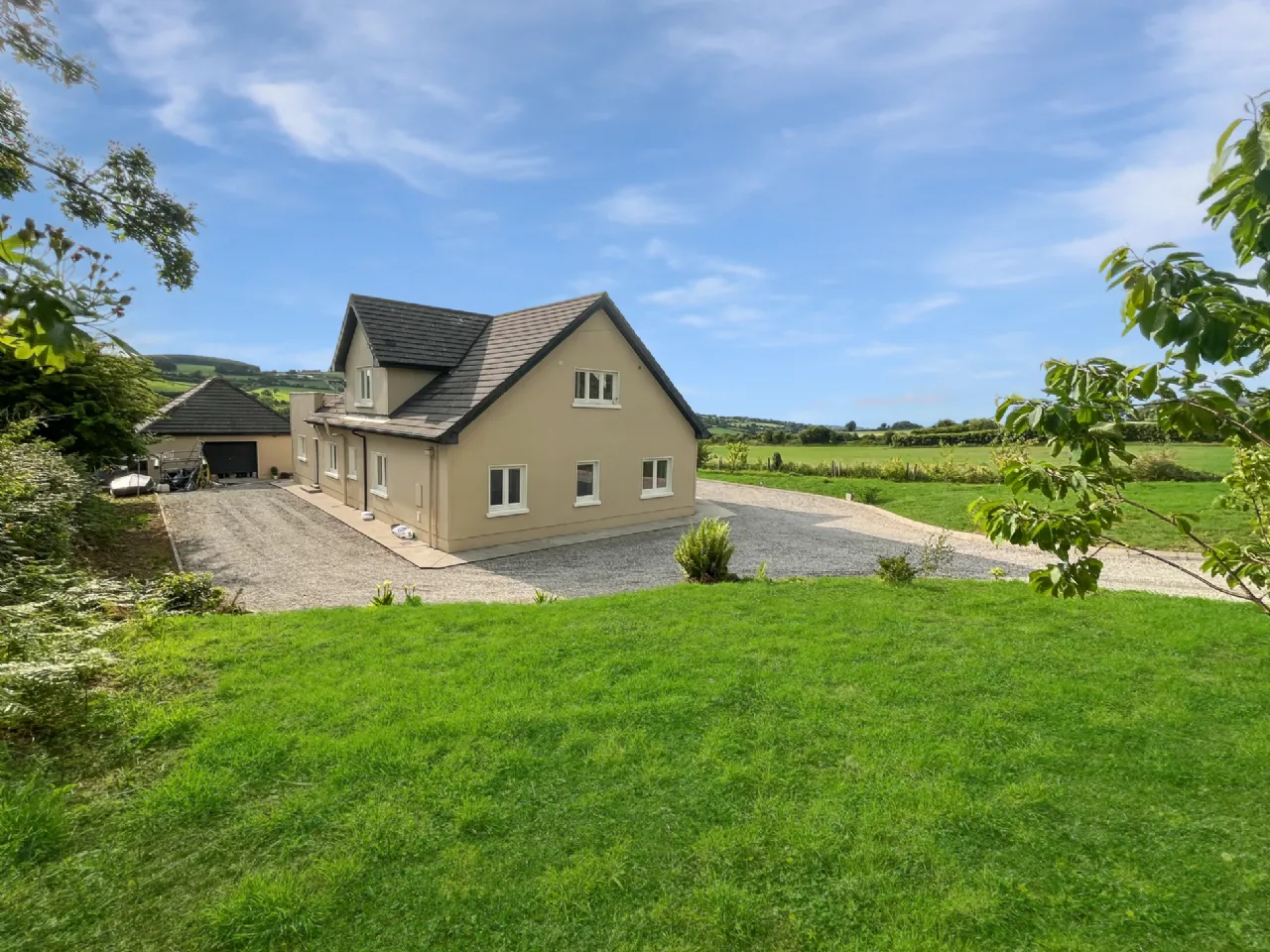 Photo of Mill Road, Newtown, Nenagh, Co. Tipperary, E45 VY40