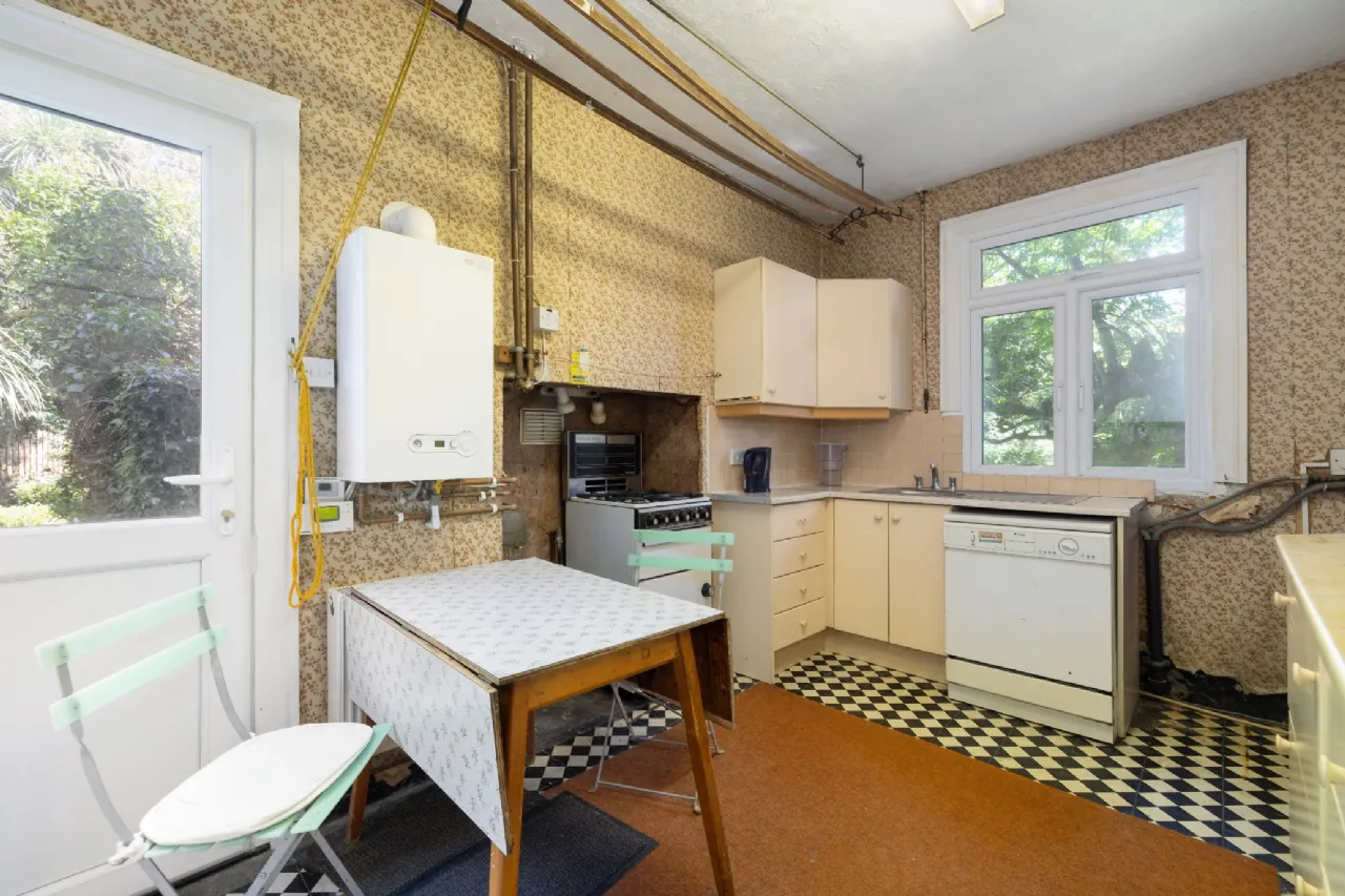 Photo of 6 Aubrey Park, Shankill, Dublin 18, D18 T2V3