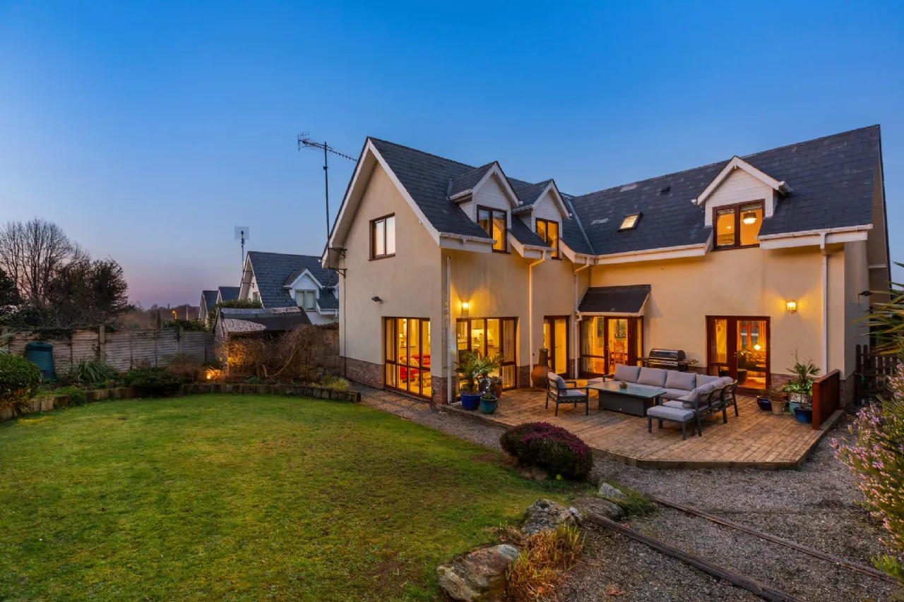 Photo of 21 Brehon's Chair, Kellystown Road, Rathfarnham, Dublin 16, D16 RX02