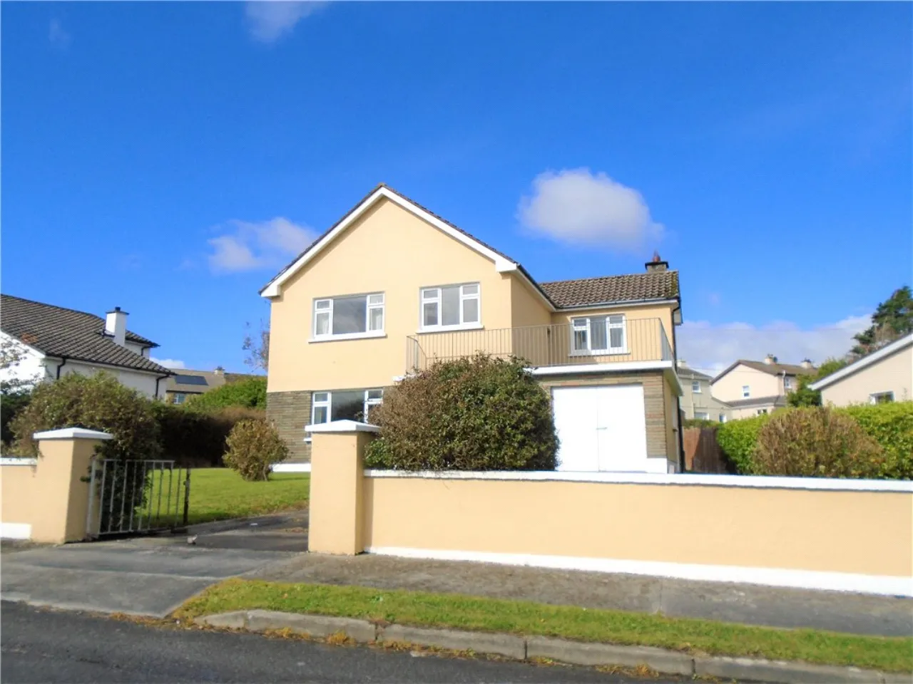 Photo of Inis Eoghain, Shannon Heights, Kilrush, Co Clare, V15 H426