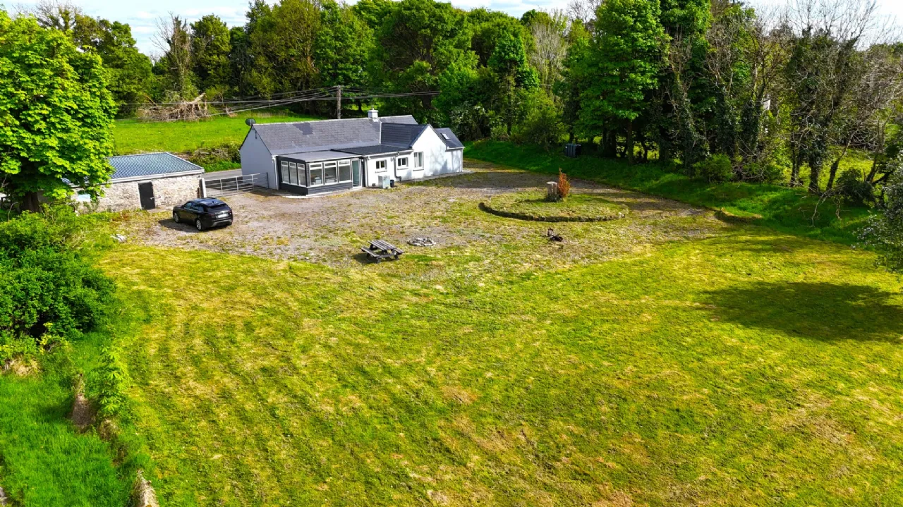 Photo of Struan Cottage, Aghadiffin, Kilkelly, Co Mayo, F35R223