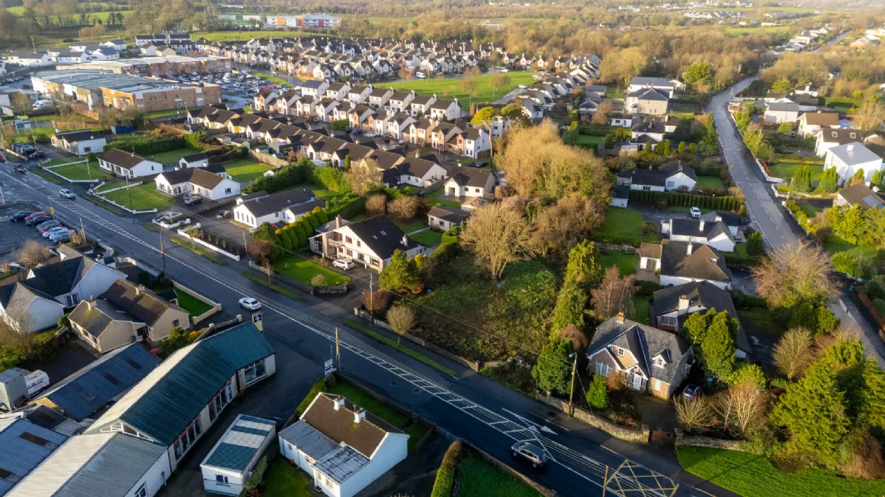 Photo of 0.26 Ha Site At Cahercallamore, Kilrush Road, Ennis, Co Clare