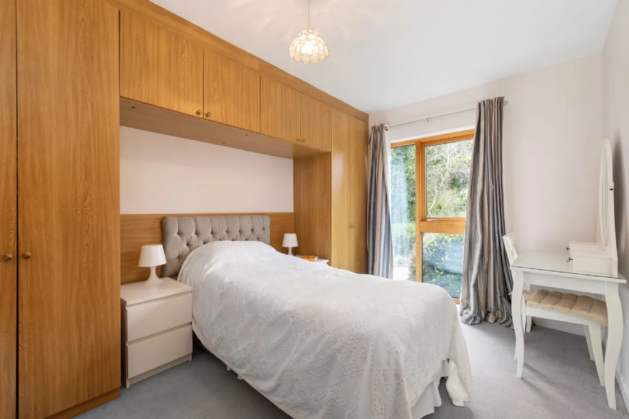 Photo of Fernsea, Ferndale Road, Rathmichael, Dublin 18., D18YX30