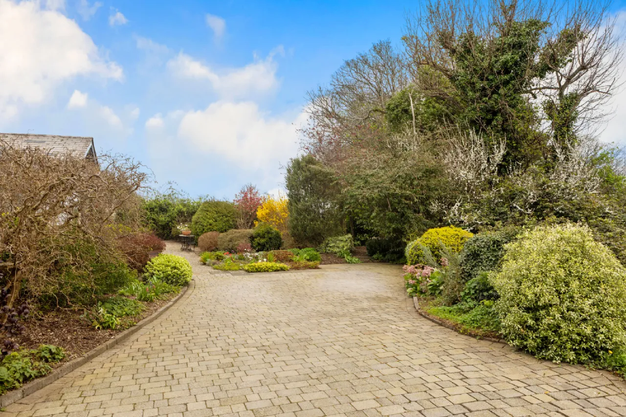 Photo of Fernsea, Ferndale Road, Rathmichael, Dublin 18., D18YX30