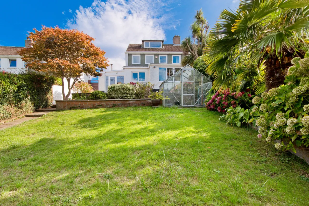 Photo of 7 Sweetmount Park, Dundrum, Dublin 14, D14 X379