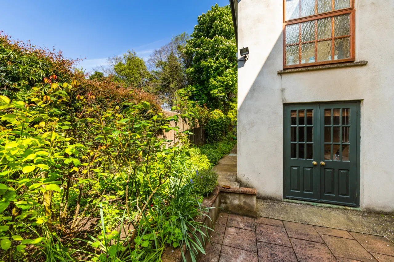 Photo of Bedford Lodge, Mount Prospect Avenue, Clontarf, Dublin 3, D03 P6P6