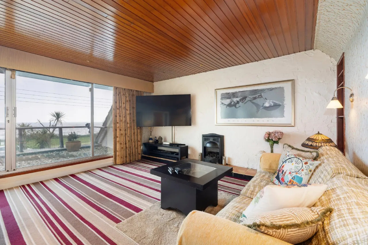 Photo of 12 Seafield, Shankill, Dublin 18, D18 Y277