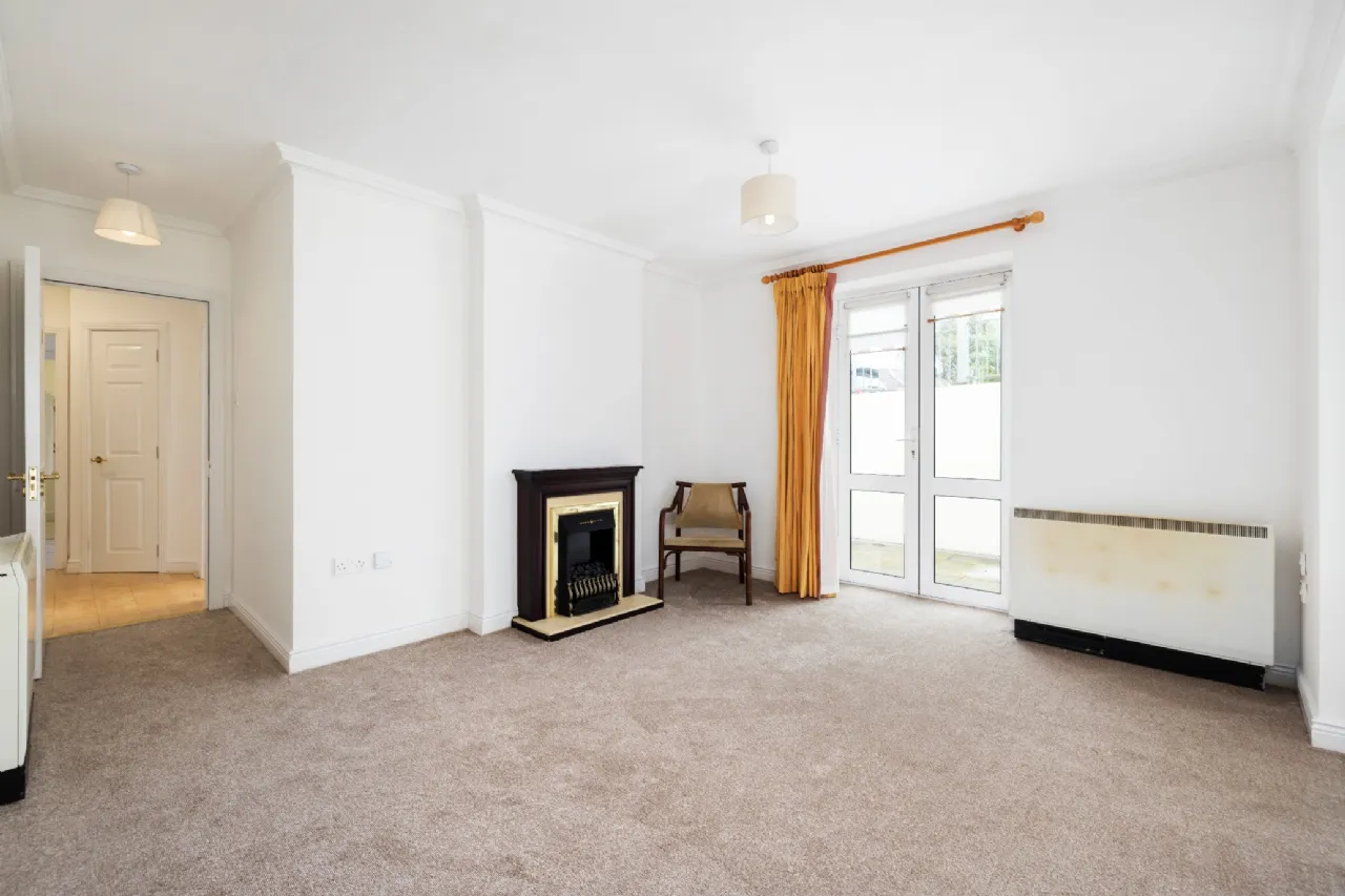 Photo of 15 Maryland House, Shankill, Dublin 18, D18 NF82