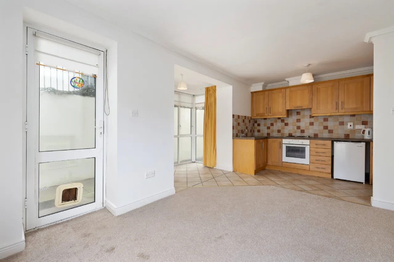 Photo of 15 Maryland House, Shankill, Dublin 18, D18 NF82