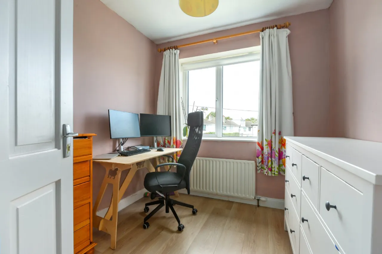 Photo of 30 The Crescent, Woodpark, Ballinteer, Dublin 16, D16 KW80