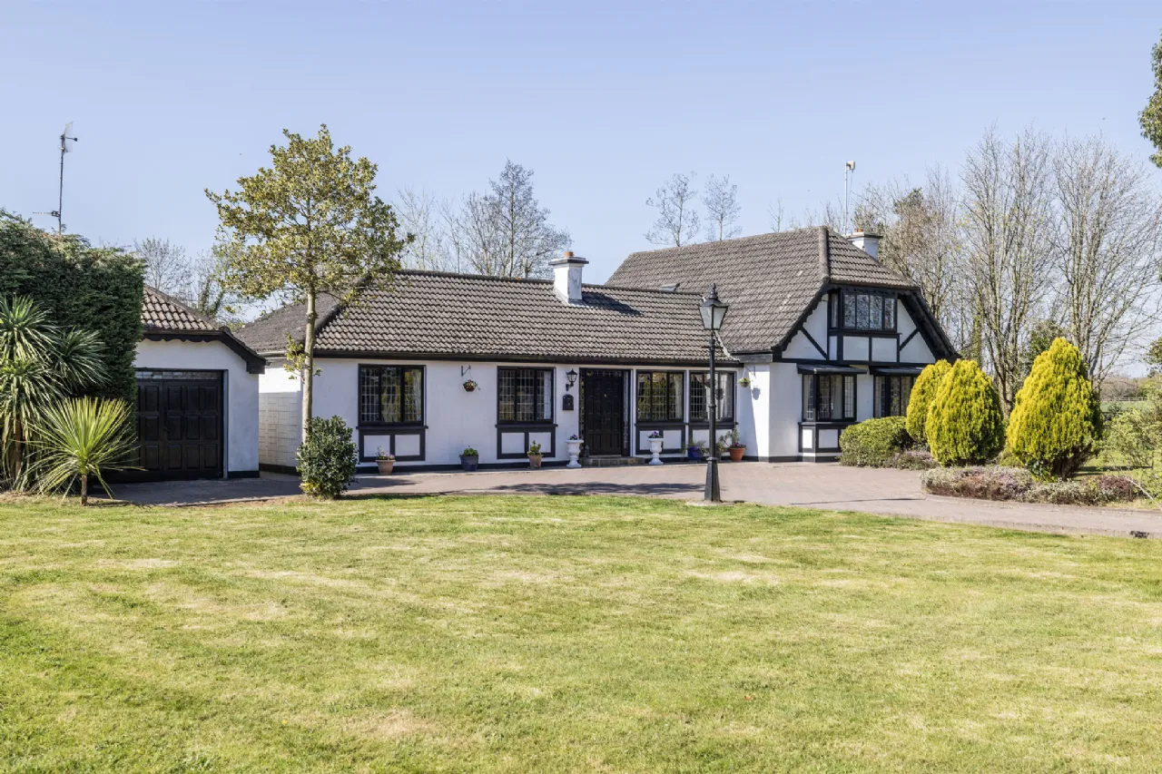 Photo of Ashwood House, Ballough, Lusk, Co. Dublin, K45TF44